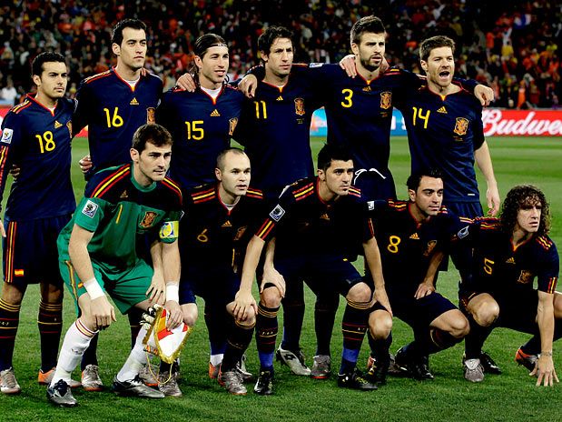 Espanha campeã de 2010 - La Fúria é Roja parte 5, a estreia com derrota no  Mundial