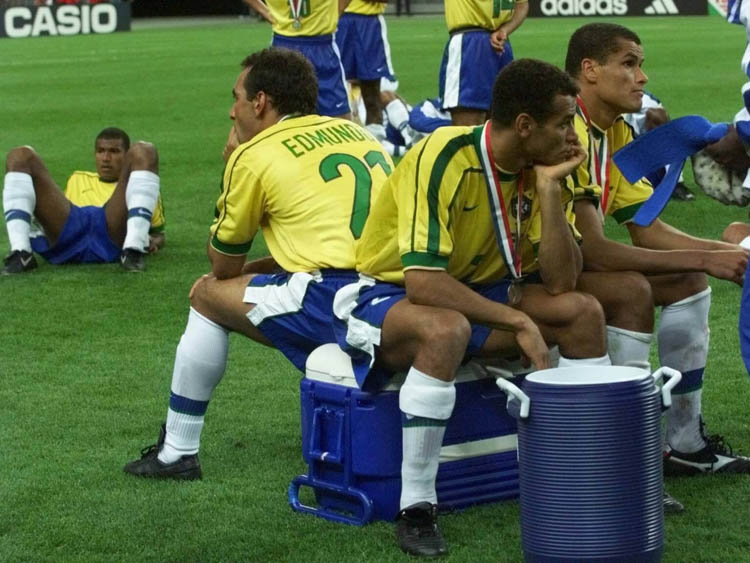 12/07/1998 - França 3 x 0 Brasil - Três Pontos