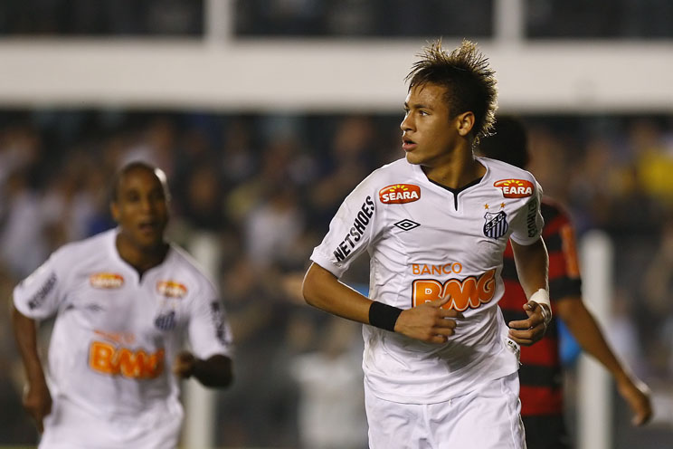 SANTOS 4 X 5 FLAMENGO, NEYMAR E RONALDINHO FAZEM JOGO HISTÓRICO, MELHORES  MOMENTOS