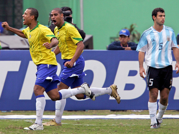 Jogos Eternos – Brasil 2x2 Argentina 2004 - Imortais do Futebol