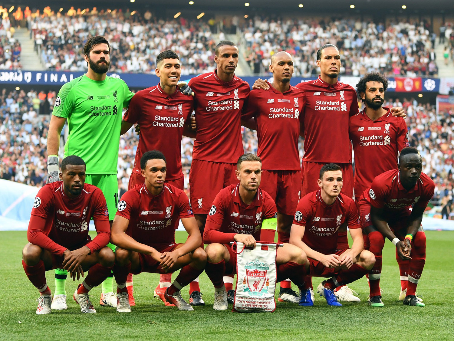 Futebol: Liverpool, campeão inglês em ritmo de férias