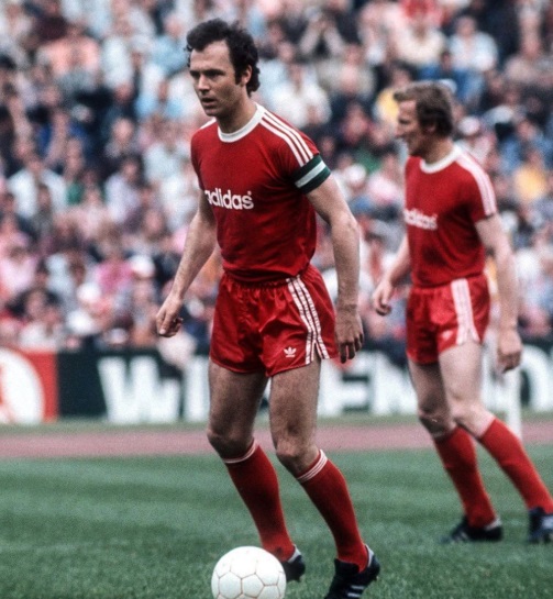 Time dos Sonhos do Bayern München 22 Franz Beckenbauer FCB