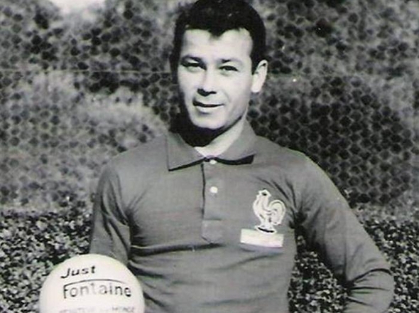 Morre Just Fontaine, maior artilheiro da Copa do Mundo, que