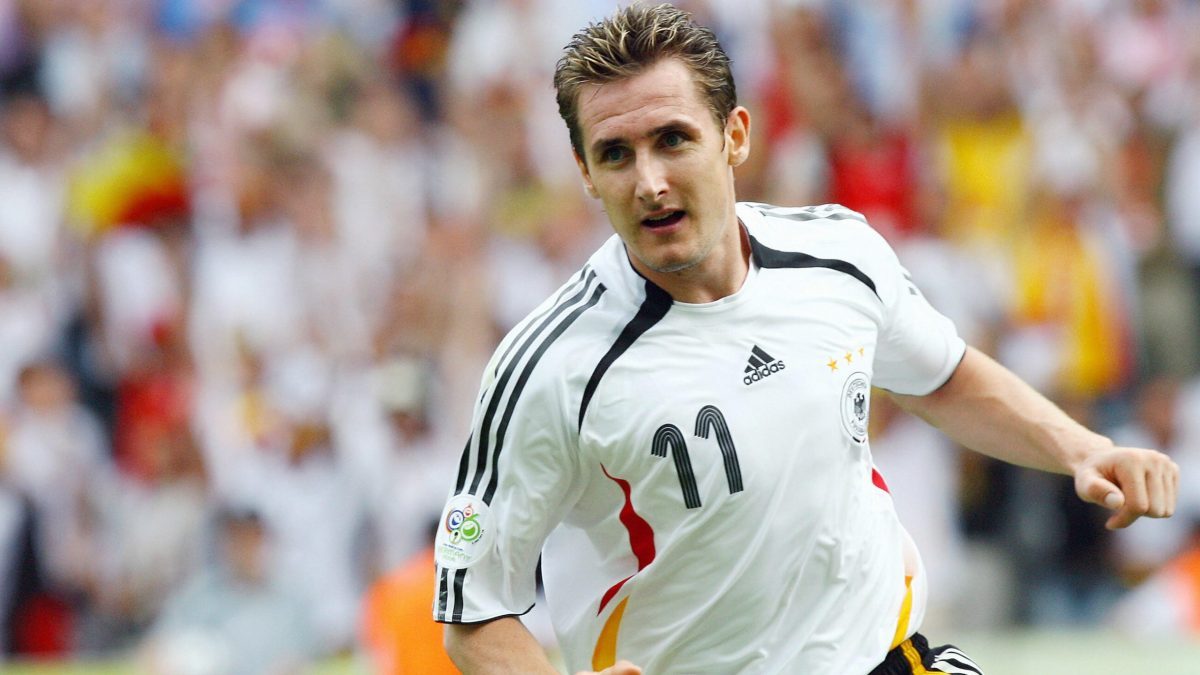 Os 5 jogadores que tentarão ultrapassar Klose como o maior artilheiro da  história das Copas do Mundo