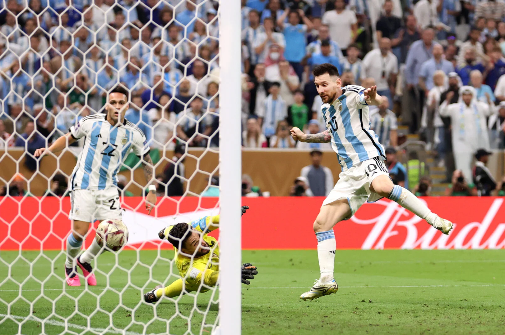 DStv - É HOJE - UMA FINAL FORTÍSSIMA⚽️🔥🔥🔥Com um histórico de 12 jogos,  com seis vitórias da Argentina, três da França e três empates, a França e  Argentina enfrentam-se nesse domingo para