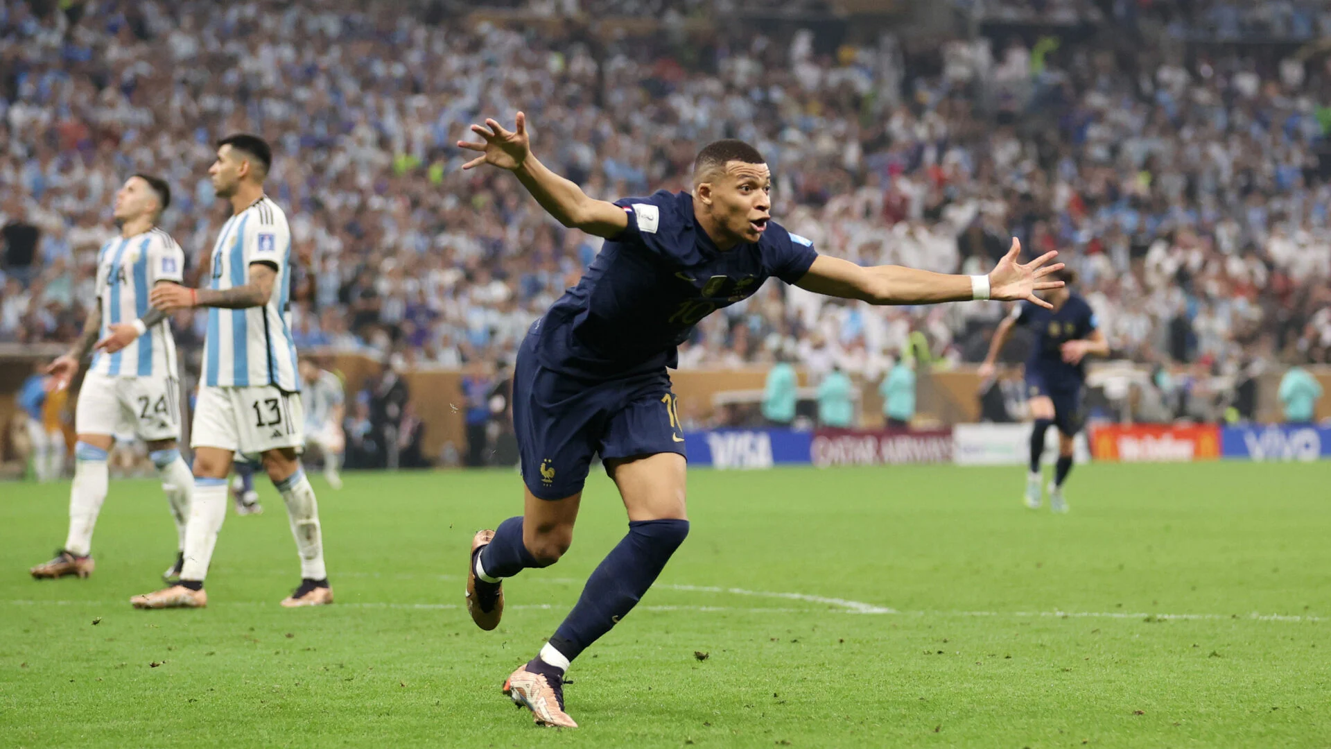 DStv - É HOJE - UMA FINAL FORTÍSSIMA⚽️🔥🔥🔥Com um histórico de 12 jogos,  com seis vitórias da Argentina, três da França e três empates, a França e  Argentina enfrentam-se nesse domingo para