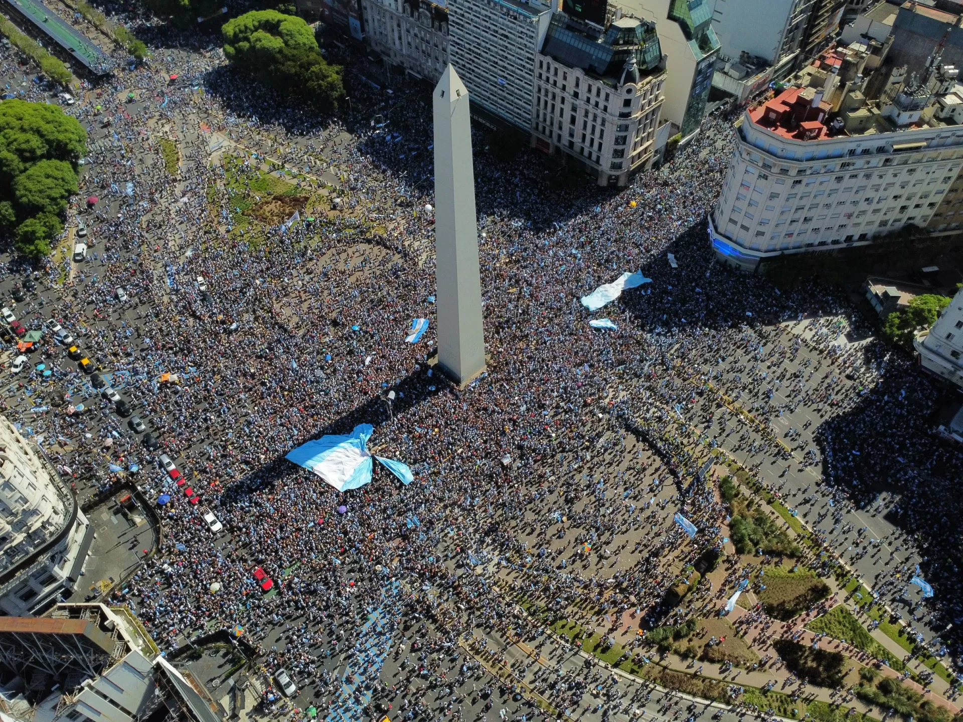 DStv - É HOJE - UMA FINAL FORTÍSSIMA⚽️🔥🔥🔥Com um histórico de 12 jogos,  com seis vitórias da Argentina, três da França e três empates, a França e  Argentina enfrentam-se nesse domingo para