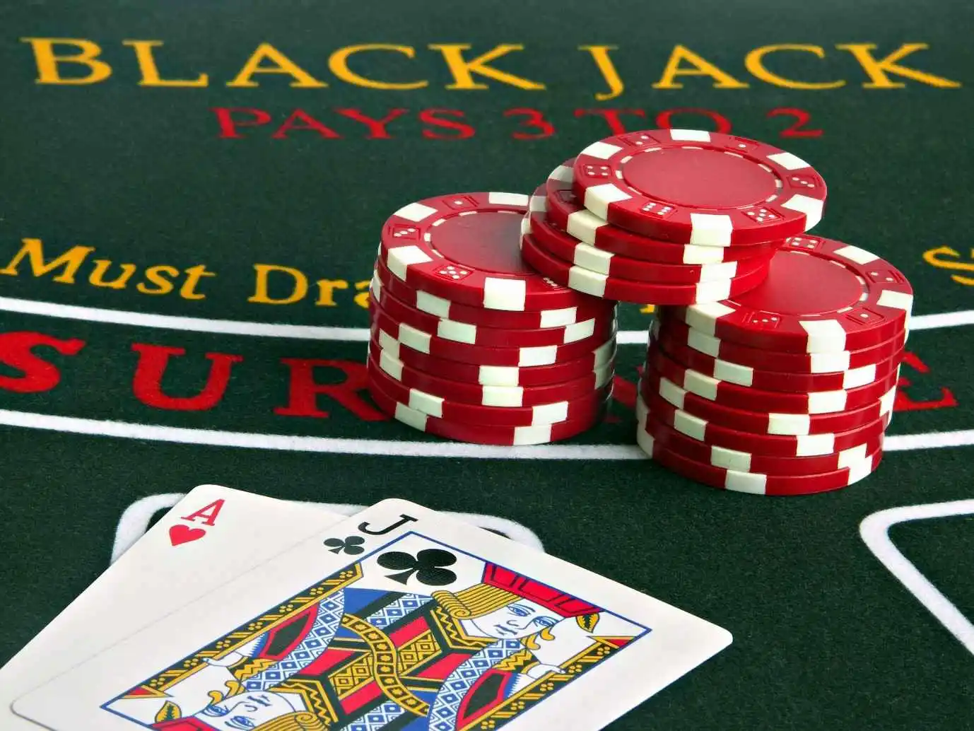 Estratégias no Blackjack: Dar carta ou ficar Estratégias no Blackjack: Dar carta ou ficar