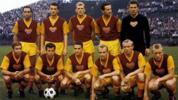 Esquadrão Imortal – Dukla Praga 1956-1966 Esquadrão Imortal – Dukla Praga 1956-1966