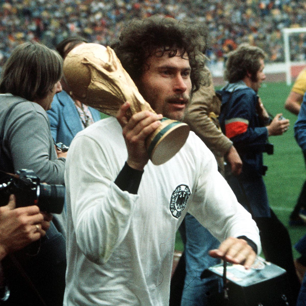 paul breitner Paul Breitner 1974