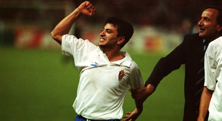 Esquadrão Imortal - Real Zaragoza 1993-1995 20 Nayim real zaragoza reuters
