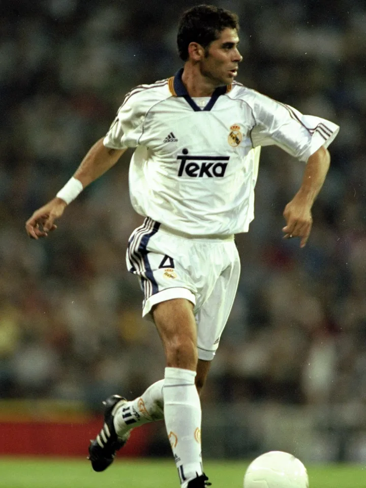 Real Madrid v Barcelona Fernando Hierro of Real Ma efdac94fcf26d83aff5745dce9cb432b