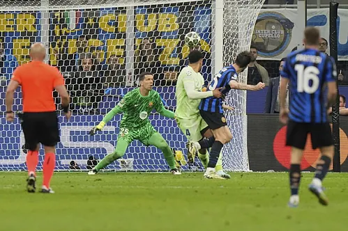 Jogos Eternos - Internazionale 4x3 Barcelona 2025 14 acerbi gol inter 2025