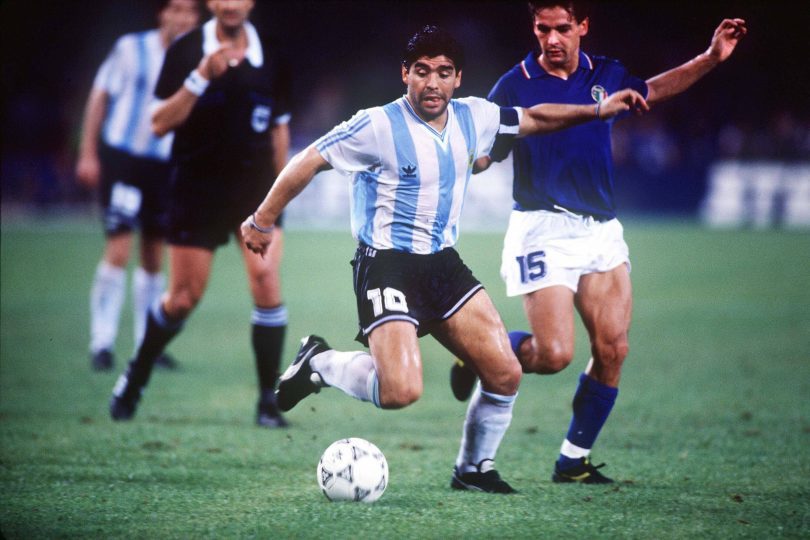 Seleções Imortais - Itália 1990-1994 21 maradona baggio 90