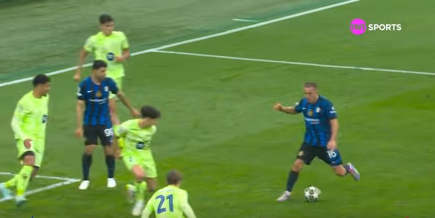 Jogos Eternos - Internazionale 4x3 Barcelona 2025 16 quarto gol inter 2025