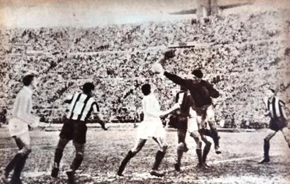 Jogos Eternos - Real Madrid 5x1 Peñarol 1960 7 1960 golerowebp