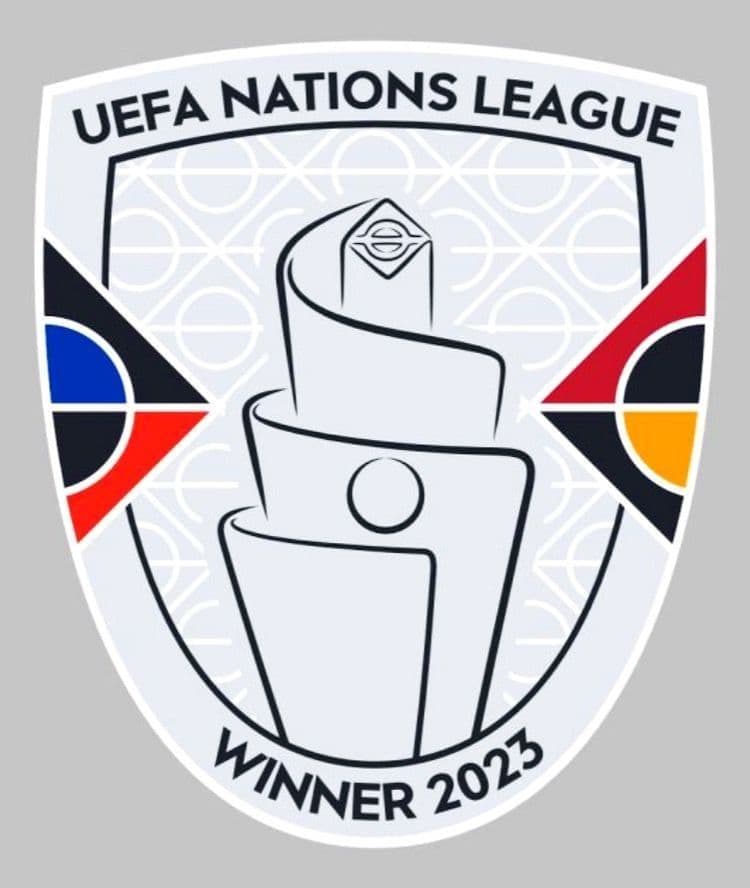 Emblemas: honrarias para poucos 9 2024 european championships tournament spain nations league winner official player issue 9421 p