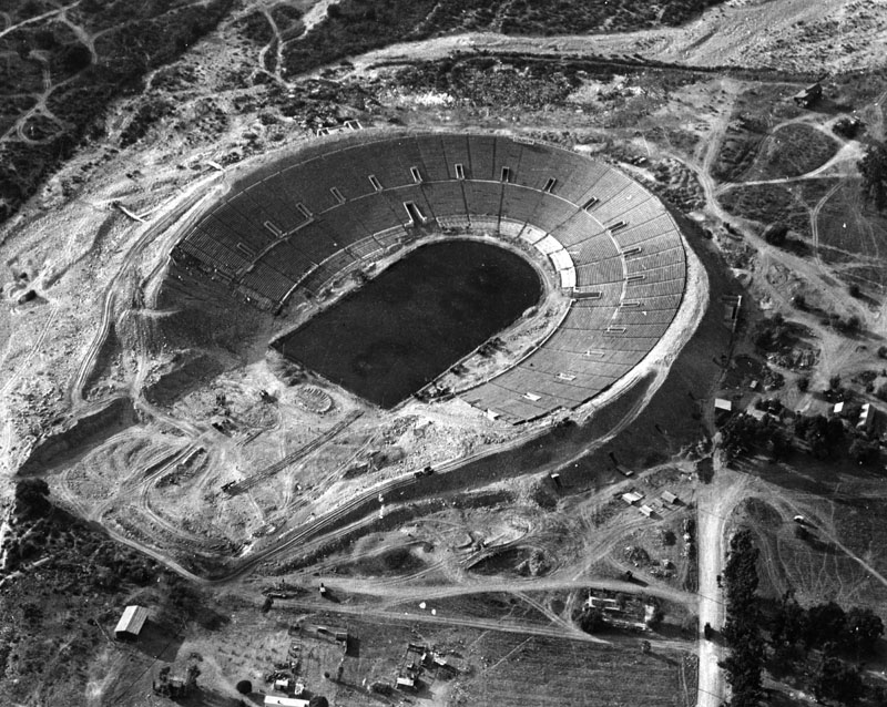 Rose Bowl - Gigante de Pasadena 2 RoseBowl construction1921
