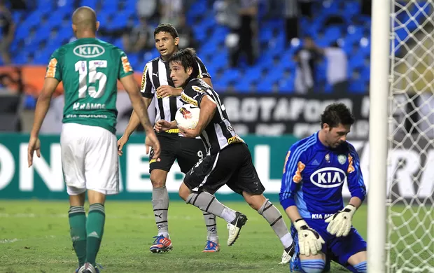 Botafogo x Palmeiras: grandes jogos na história 11 lodeiro efe1024