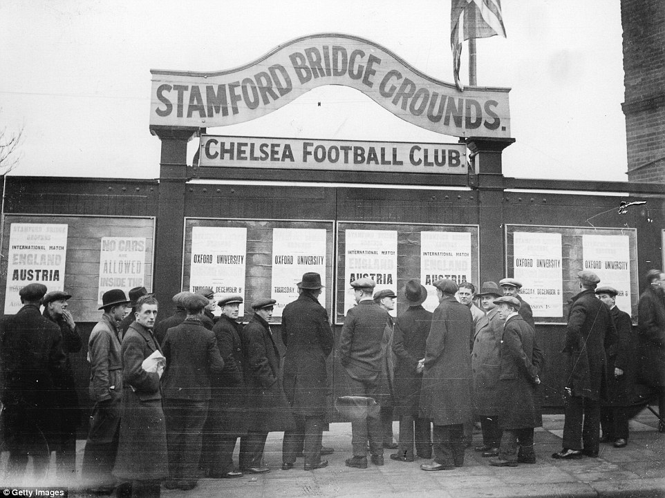 stamford bridge EU 7RB9XsAA2Tsm