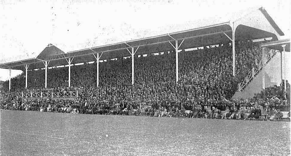 Estadio racing tribuna socios 1922