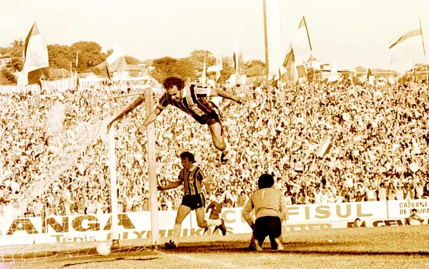 Armenio Abascal Meireles Agencia RBS andre catimba gremio 1x0 inter 1977