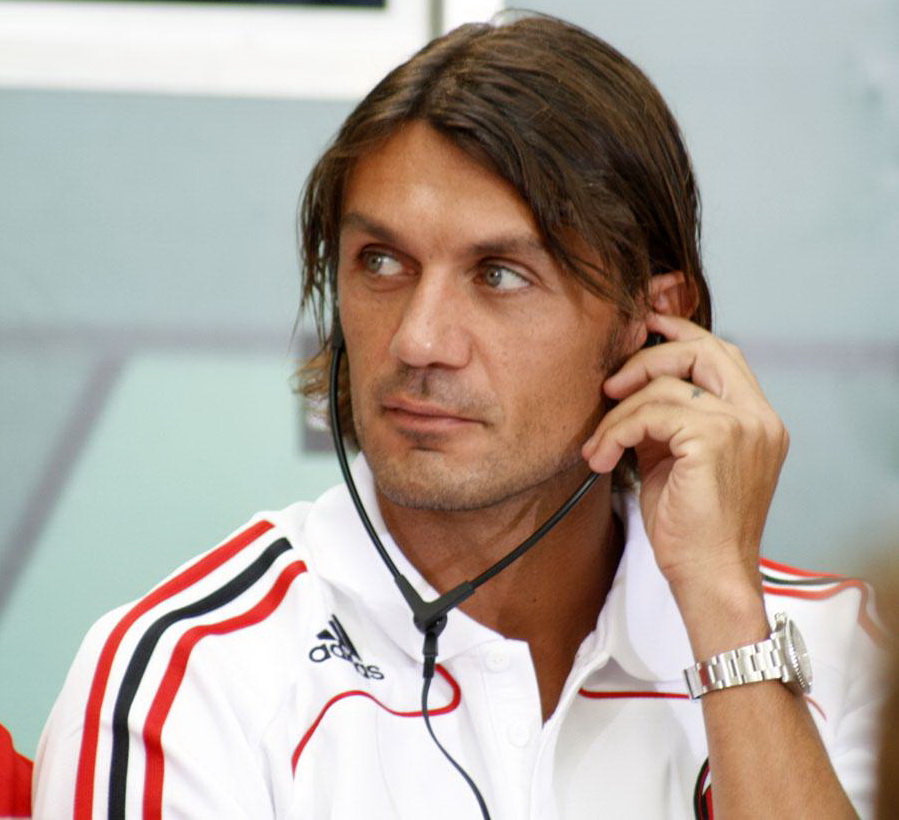 O Papel dos Líderes de Vestiário na Construção de Times Campeões Paolo Maldini