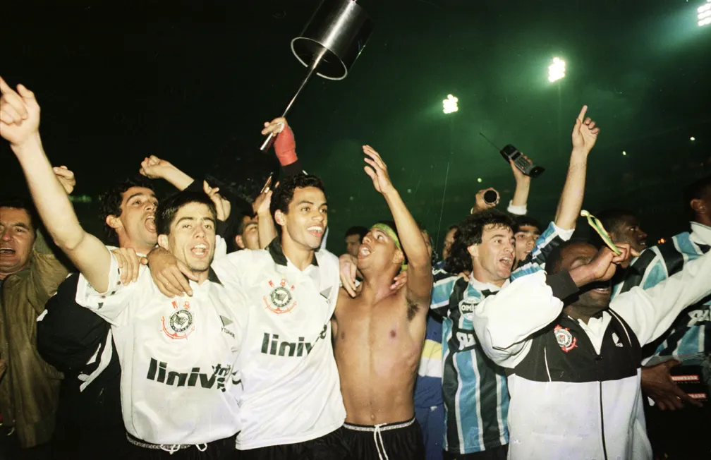 corinthians campeao copa do brasil 1995 marcos mendes estadao