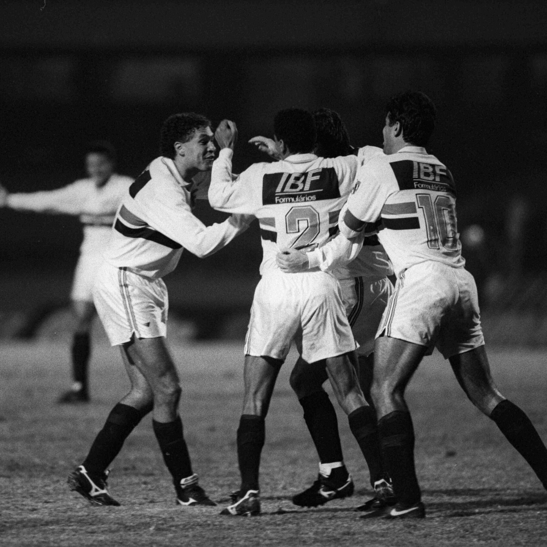 sao paulo em acao na temporada 1993 sergio tomasaki folhapress