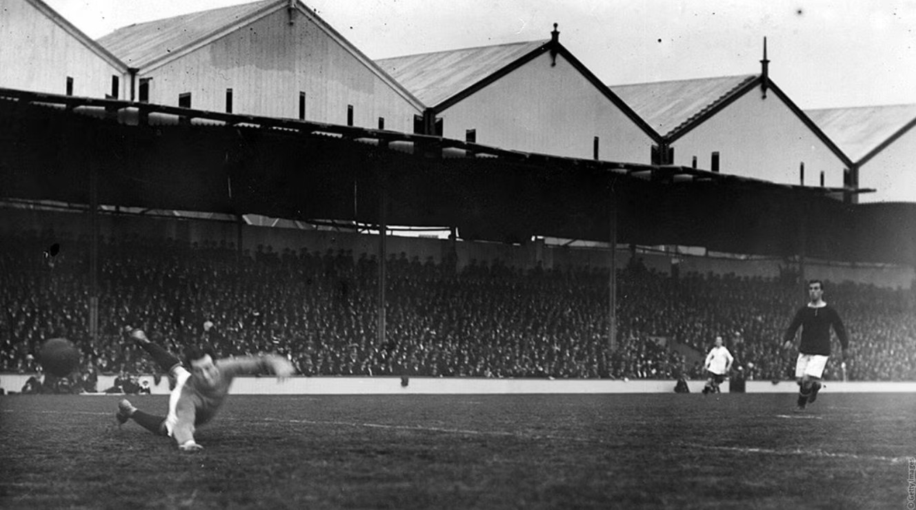highbury crowd