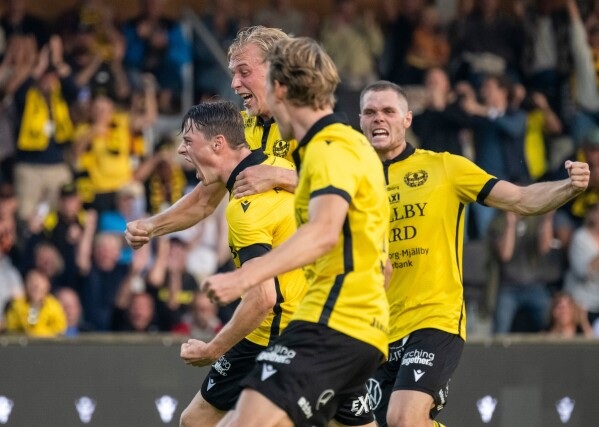 mjallby 25 jogadores celebram gol
