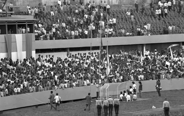 068734c scs hf 7 4 d 4 inauguracao do estadio helio prates brasilia df 10 03 74