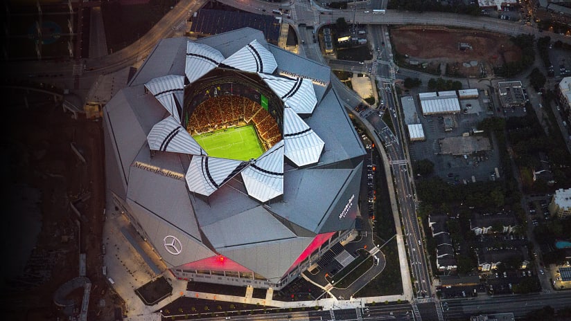 mercedes benz stadium top