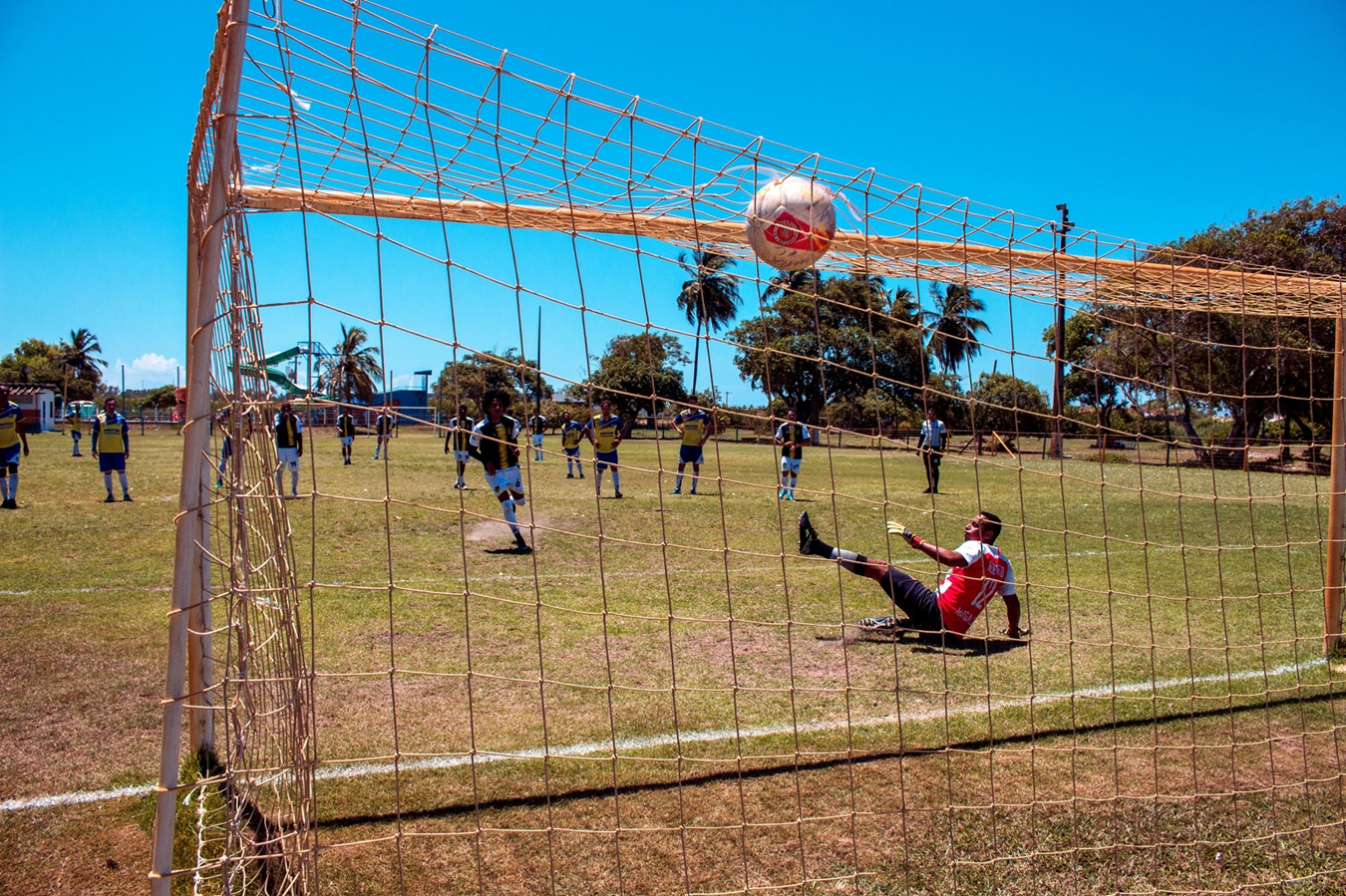 A fábrica de heróis e vilões: por que o pênalti continua sendo o momento mais marcante do esporte A fábrica de heróis e vilões: por que o pênalti continua sendo o momento mais marcante do esporte