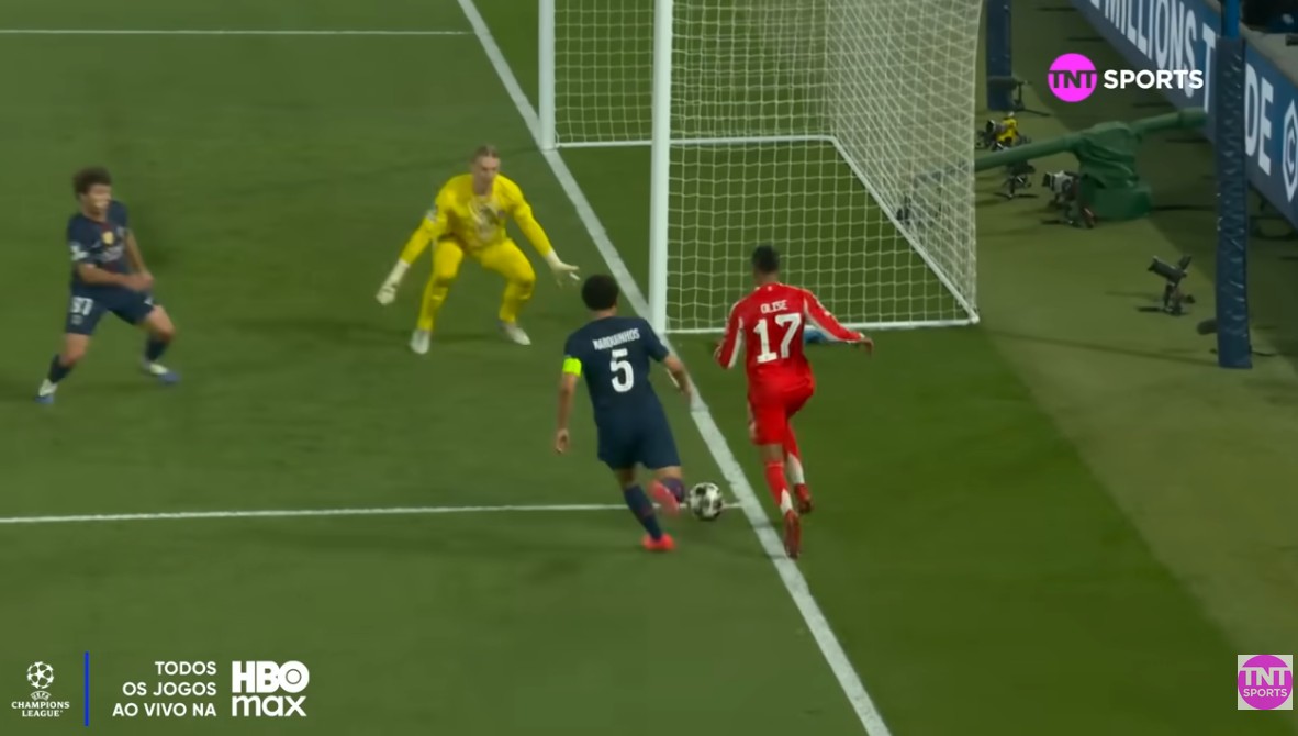 olise quase gol 2