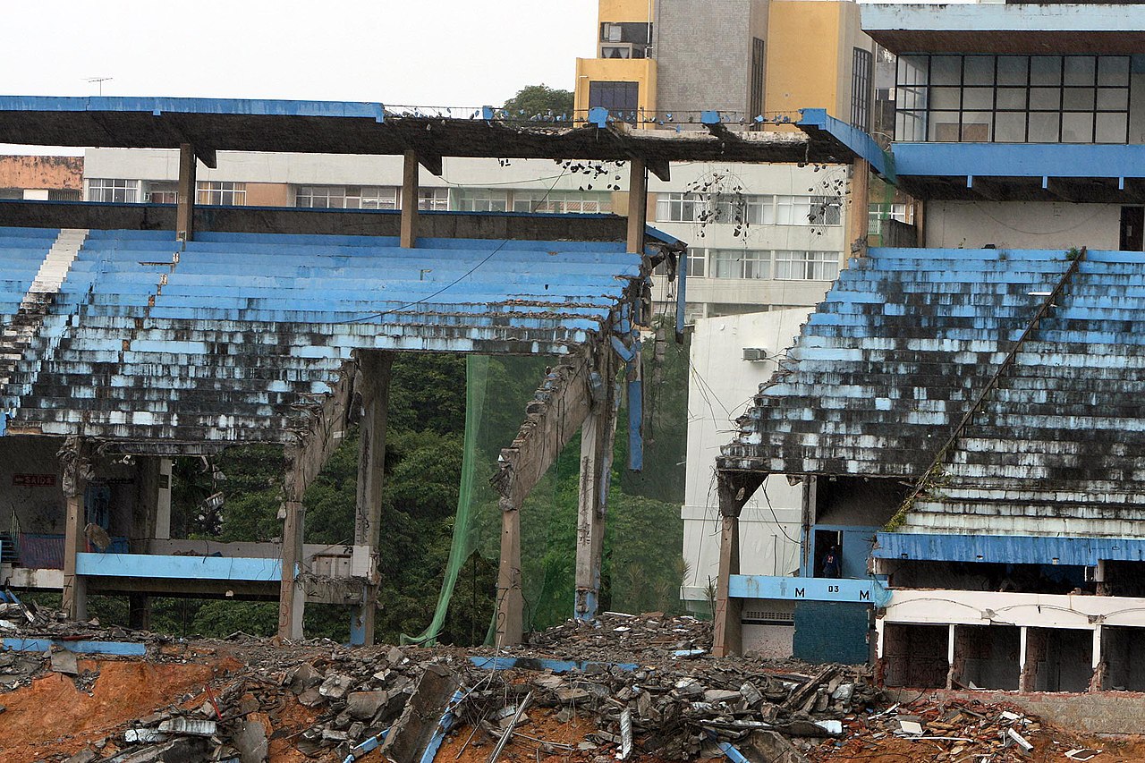 Fonte Nova demolicao