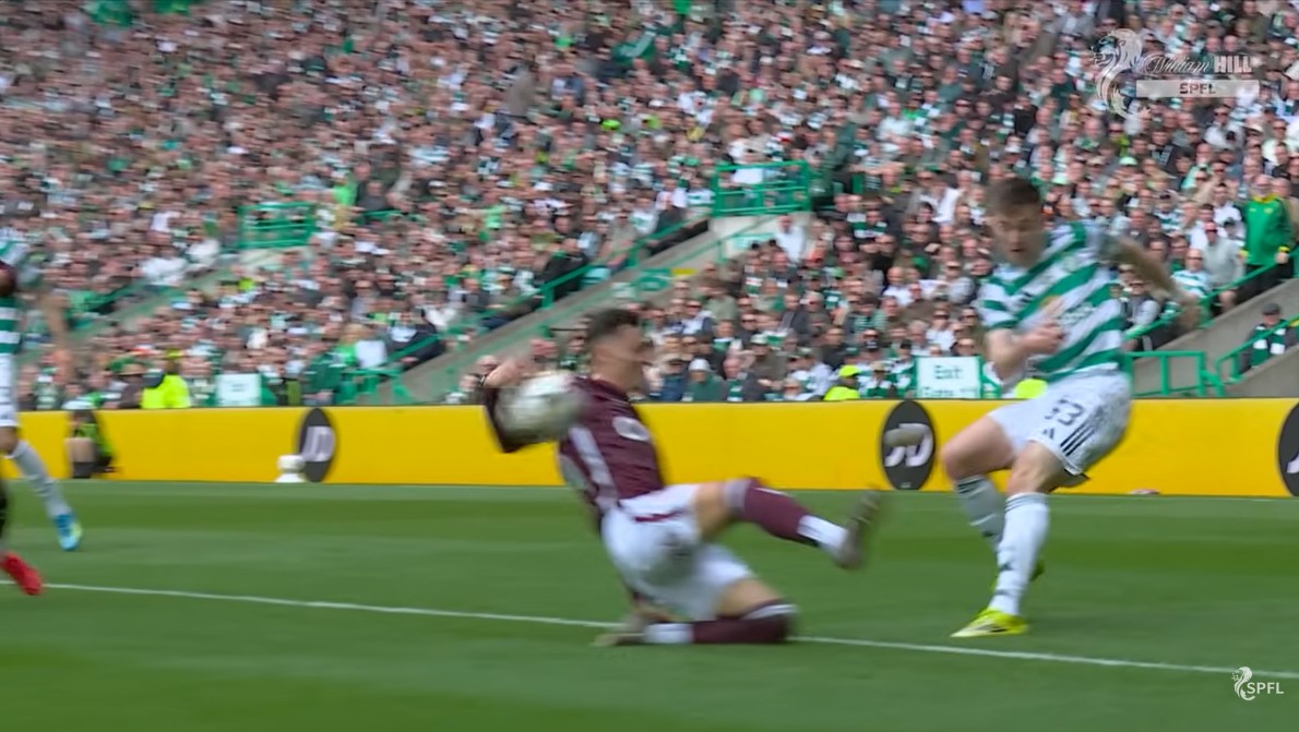 penalti celtic hearts
