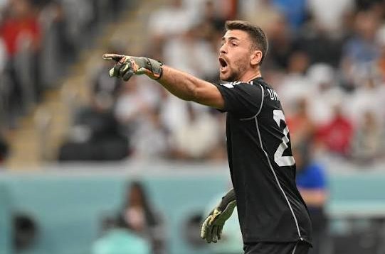 Unai Simón bate recorde sem levar gols em Copas do Mundo
